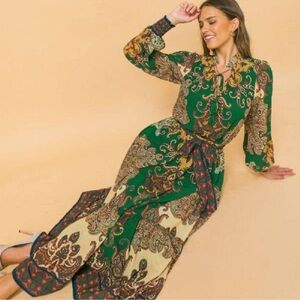 Perfect for the Holidays! Green Paisley Dress